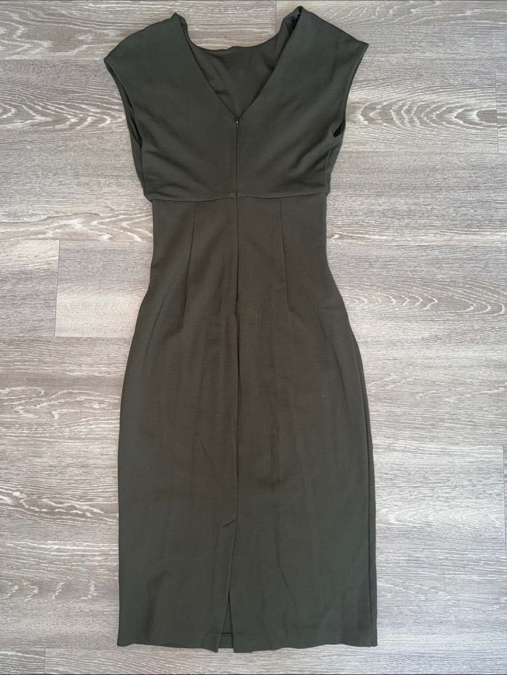 Express Olive Twist-Front Midi Dress - Women - Picture 3 of 3